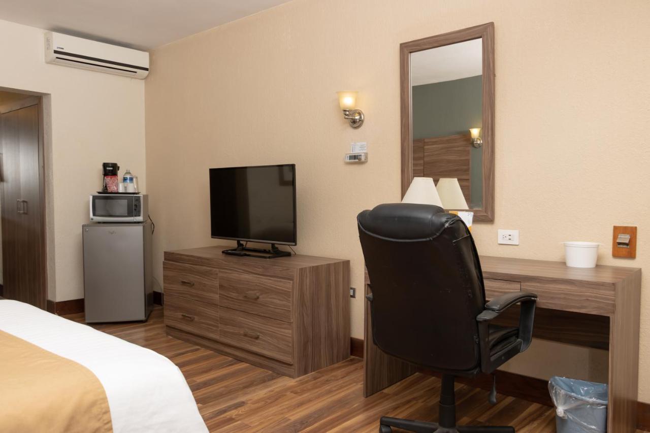 Best Western Cumbres Inn Cd. Cuauhtemoc Exterior foto